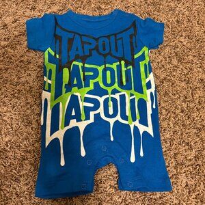 Tapout Logo Romper Size 0-3 Months Blue Short Sleeve Cotton Blend Snap Closure